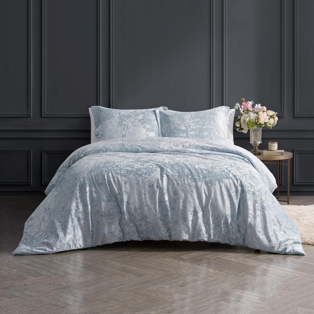 Rochelle Outline Floral Blue 2-Piece Crushed Velvet Comforter Set-Twin