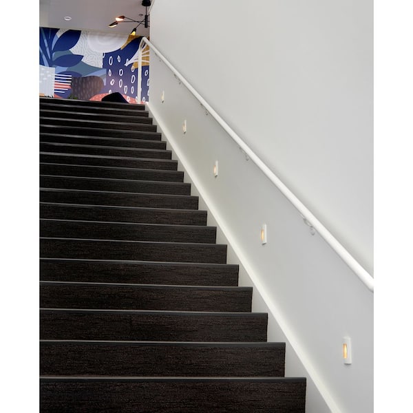 HINKLEY Hinkley Landscape Lighting Luna Horizontal 120v 3000K LED Step Light, Satin White