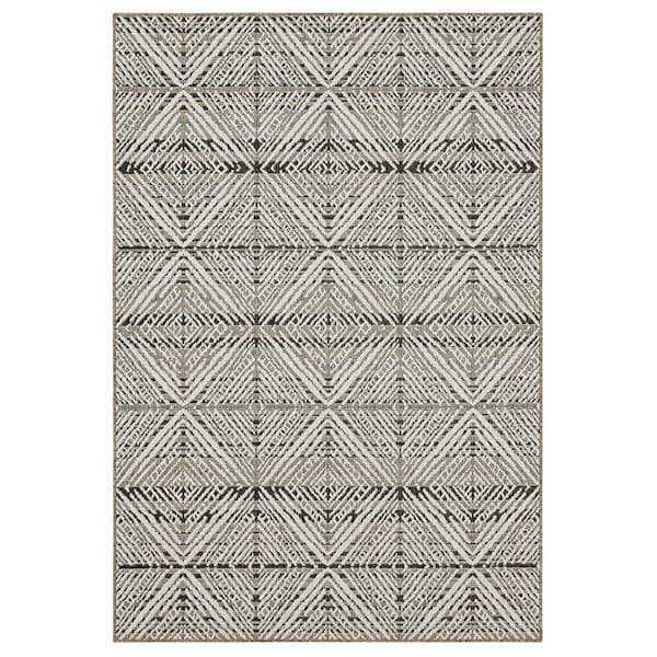 Mohawk Home Tahoe Quilt Dark Grey 8 ft. x 10 ft. Geometric Indoor/Outdoor Area Rug
