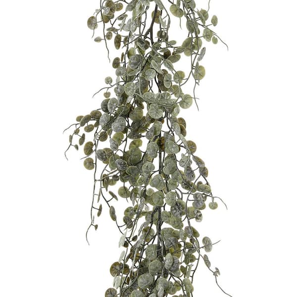 6 ft. Green Button Leaf Garland