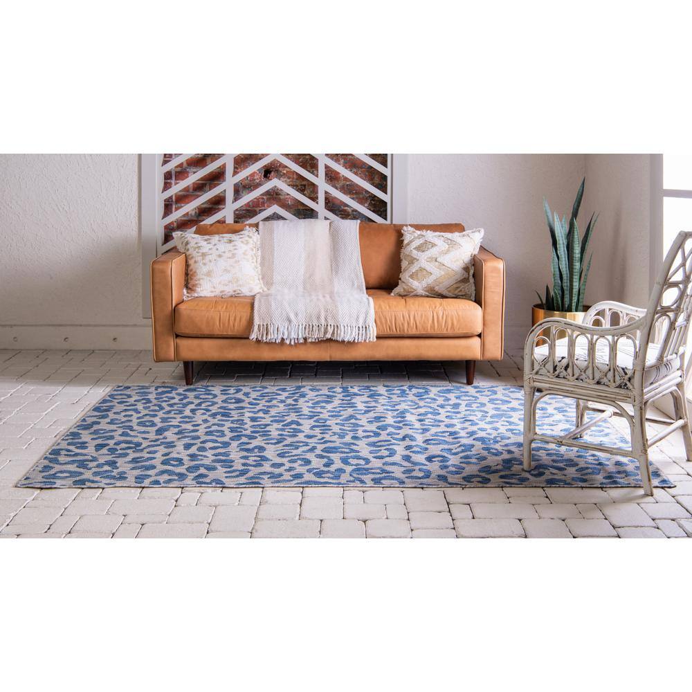 Modern Abstract Blue Outdoor Rug 5' x 8' Synthetic Flatweave