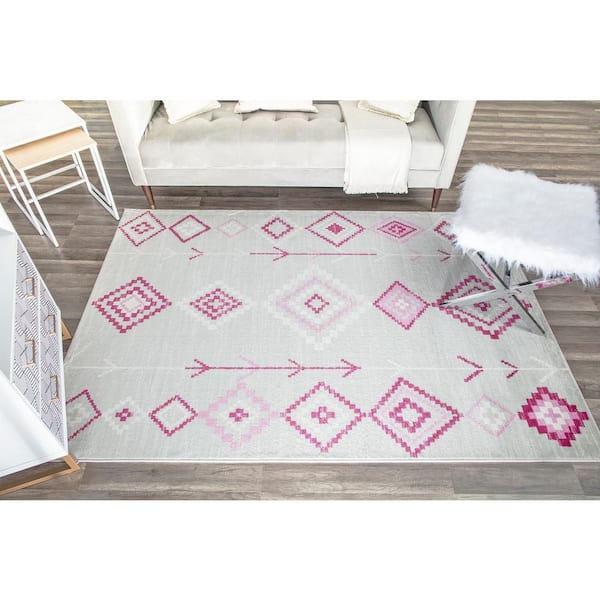 Bodrum Native Fushchia 2'x4' Moroccan Gray Area Rug