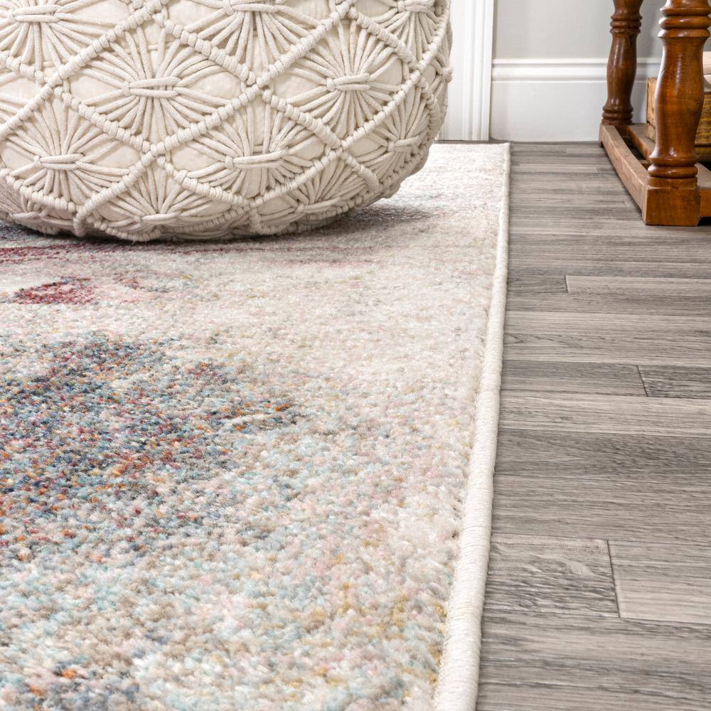 Pastello 4' x 6' Gray Abstract Muted Floral Synthetic Area Rug