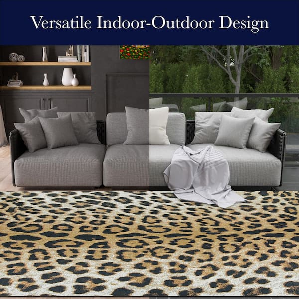 Couristan Dolce Amur Leopard New Gold 5 ft. x 8 ft. Low-Profile
