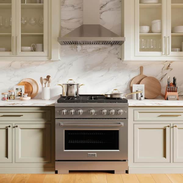 ZLINE Kitchen and Bath 36 in. 6-Burner Range with Range Hood