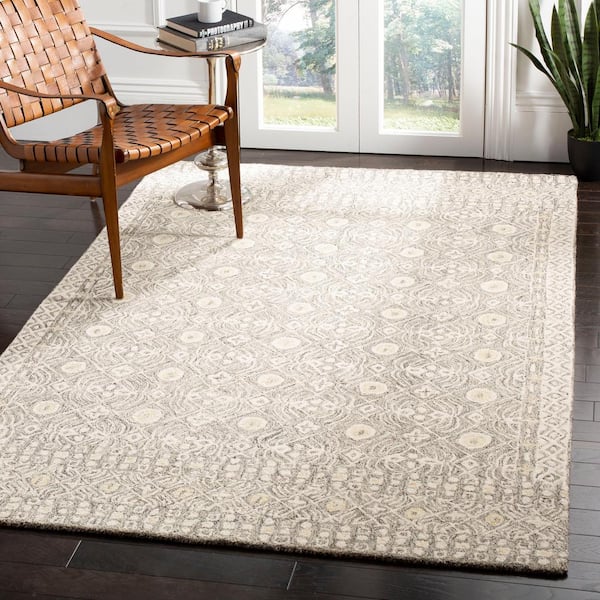 Micro-Loop Charcoal/Ivory 5 ft. x 5 ft. Square Border Distressed Area Rug