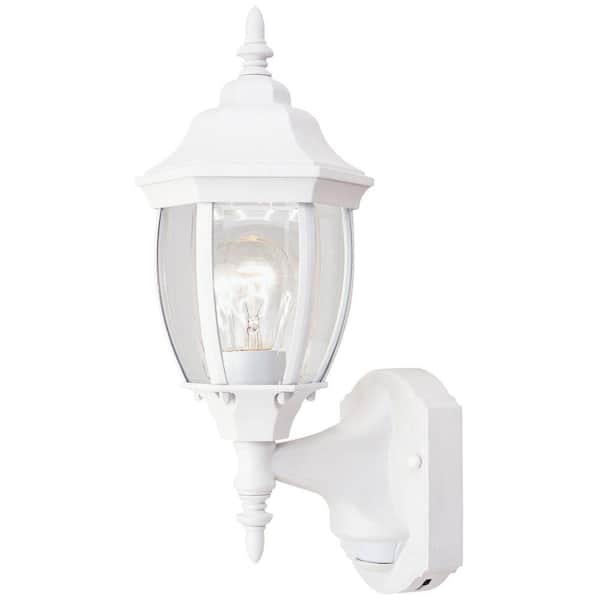 Designers Fountain Tiverton 16.25 in. White 1-Light Outdoor Wall Lamp with Clear Glass Shade