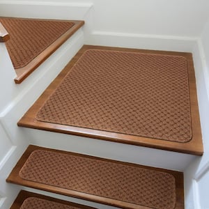 Waffle Beige 8.5 in. x 26 in. and 31 in. x 31 in. Solid Border Non-Slip Stair Tread Cover and Landing Mat (Set of 16)
