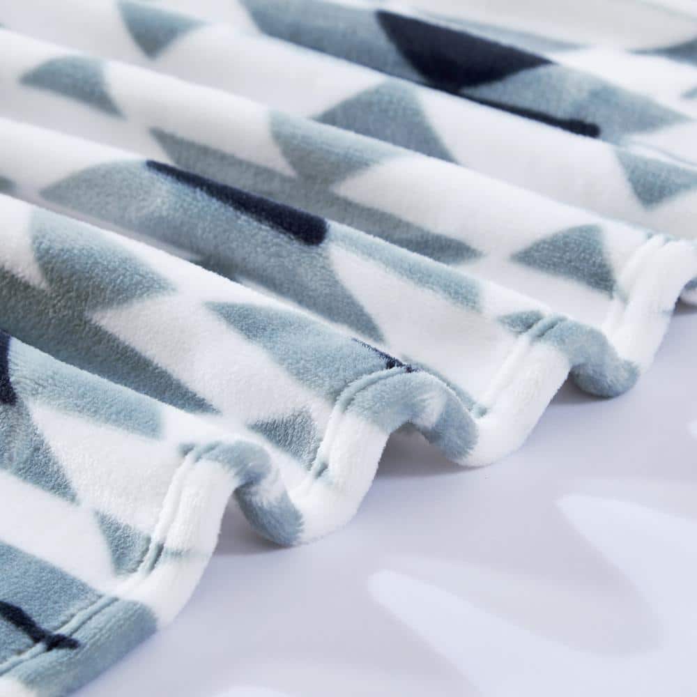 50" x 70" Geometric Gray Fleece Reversible Throw Blanket