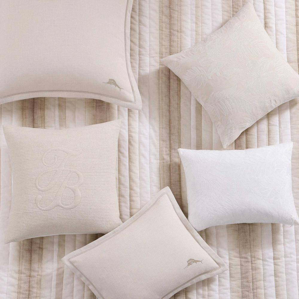 Beige and White Cotton King Reversible Quilt Set