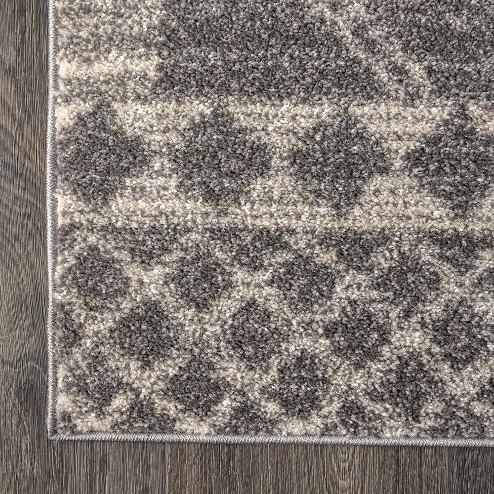 Reversible Geometric Gray Synthetic 3x5 Area Rug
