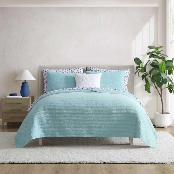 Seashore Stitch 3-Piece Aqua Hint Green Cotton King Quilt Set
