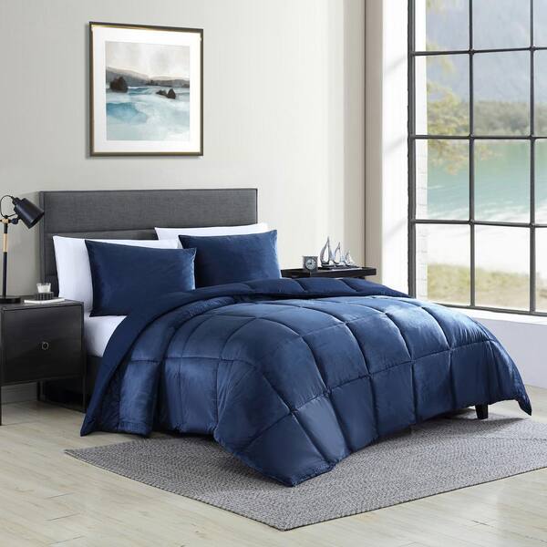 Microfiber Blue Damask Basics Comforter Set Ultra-Soft Full / Queen