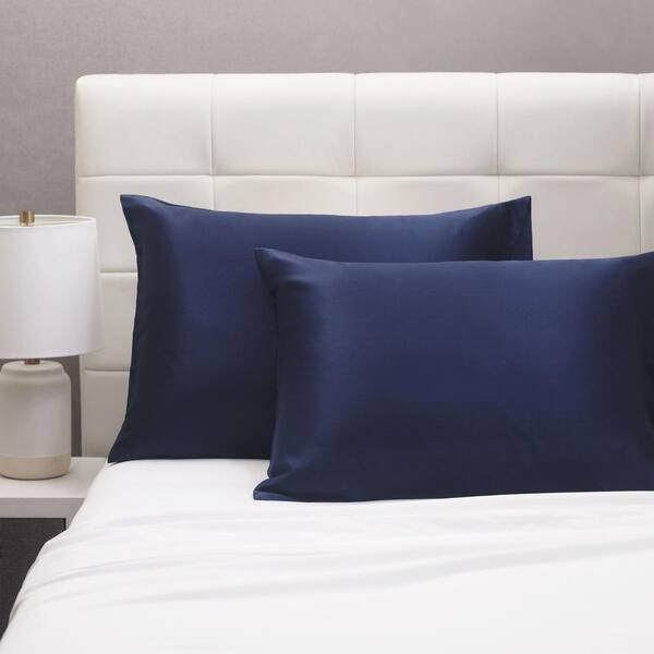 https://images.thdstatic.com/productImages/96c11e50-423b-4398-aa45-452dfc2e4f85/svn/allied-home-pillowcases-pk000477a-navy-c3_600.jpg