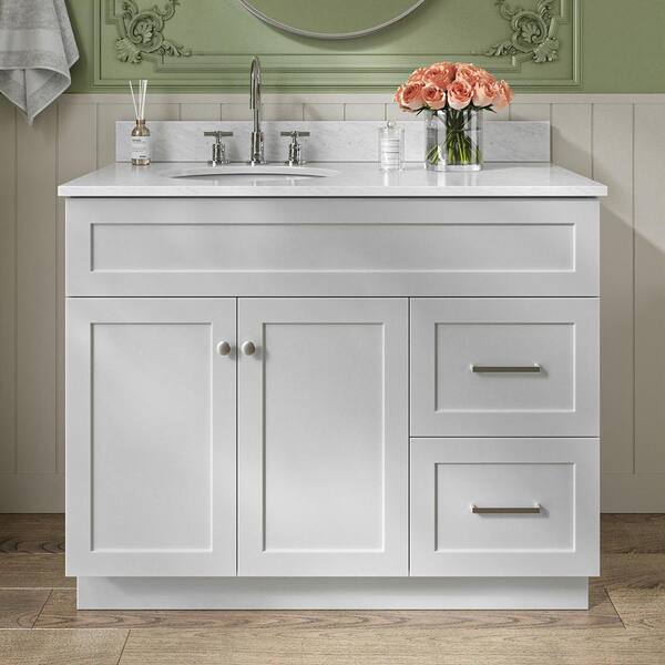 ARIEL Hamlet 43 in. W x 22 in. D x 35.25 in. H Bath Vanity in Grey with Carrara Marble Vanity Top