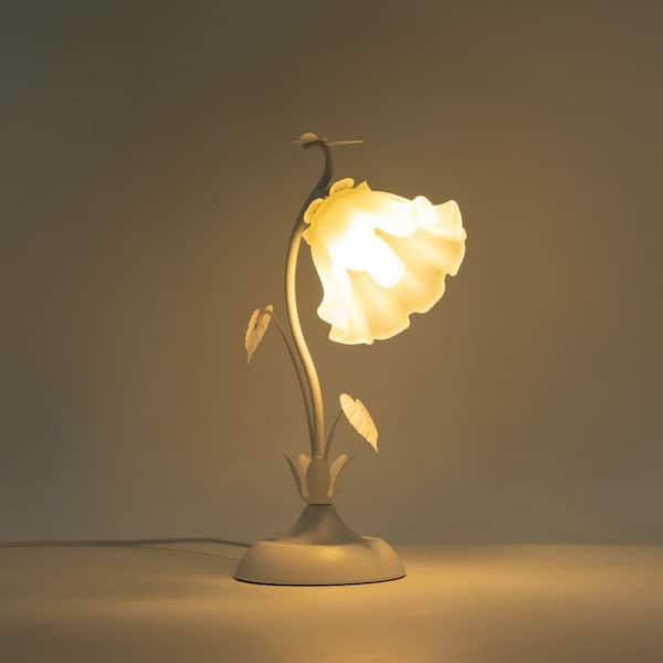 Flower fashion shaped table lamps