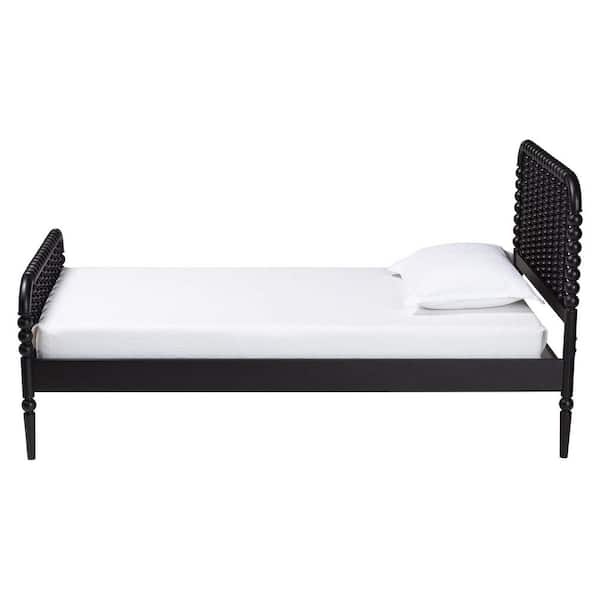Lucera Black Wood Frame Full Platform Bed