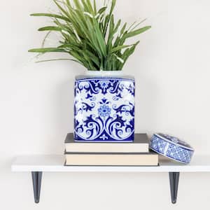 Decorative Stoneware Ginger Jar in Blue and White