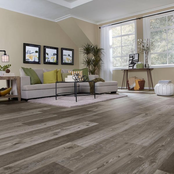 Laminate wood shop flooring