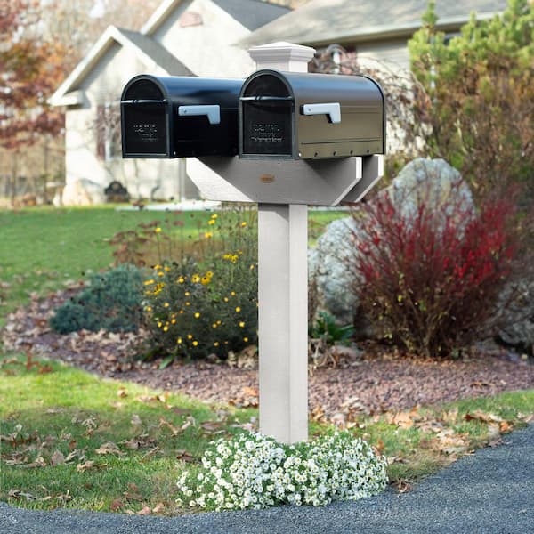 Highwood Hazelton White 2-Sided Mailbox Post