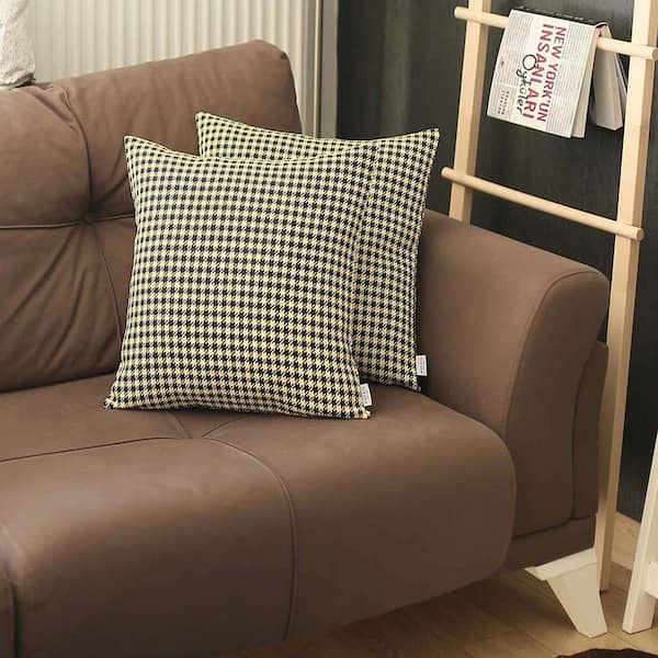 Set Of 2 Brown Houndstooth Pillow Covers Set Of 2 Brown Houndstooth Pillow Covers