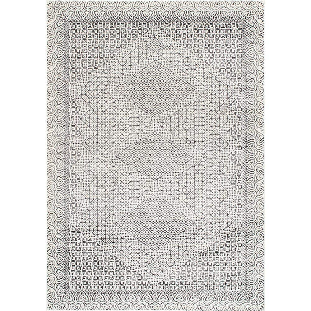 Gray Geometric Pattern Synthetic Area Rug, 4' x 6'