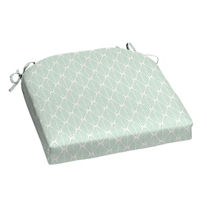 20 in x 20 in Square Outdoor Seat Cushion in Deco Motif