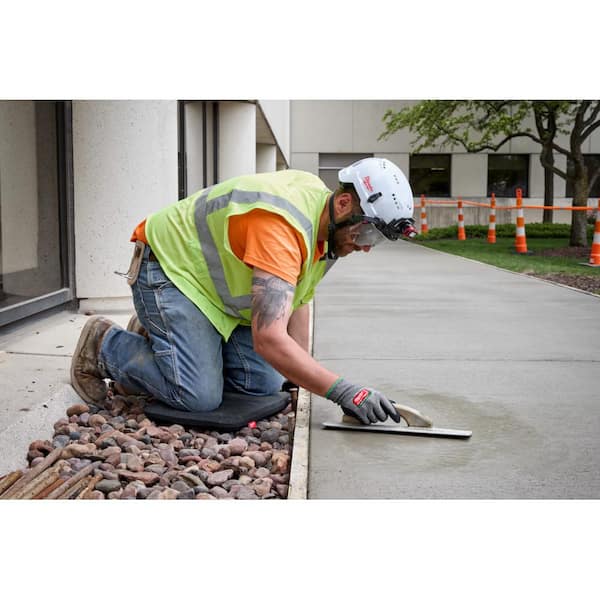 Milwaukee Kneeling Pad 48-73-6100 - The Home Depot