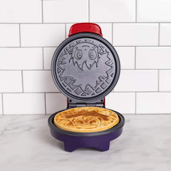 Uncanny Brands 900 W My Hero Academia Red American Waffle Maker
