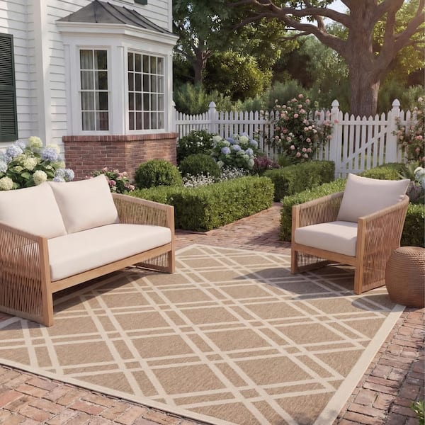 Courtyard Brown/Bone 8 ft. x 11 ft. Geometric Indoor/Outdoor Patio  Area Rug