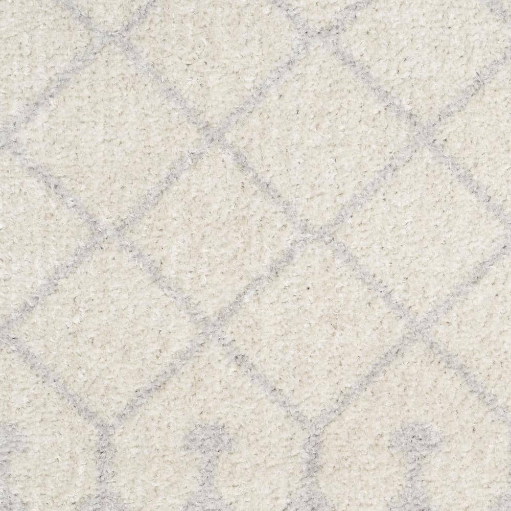 Astra Ivory Trellis 4' Round Synthetic Easy-Care Area Rug