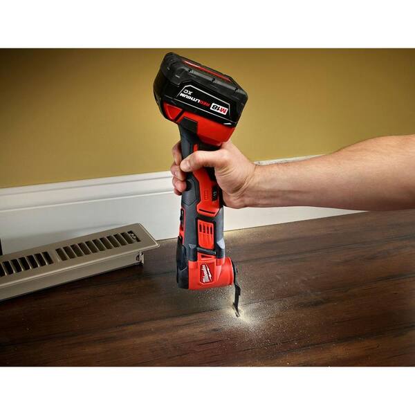 Milwaukee M18 18V Lithium-Ion Cordless Oscillating Multi-Tool w  