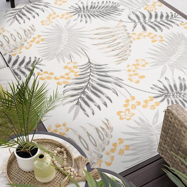 Flora Cream 8 ft. x 10 ft. Floral Indoor/Outdoor Area Rug