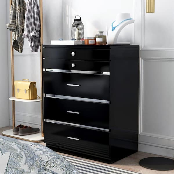 Furniture of America Solvang Black 5-Drawer Chest of Drawers (39.5 in. H x 29.5 in. W x 19 in. D)