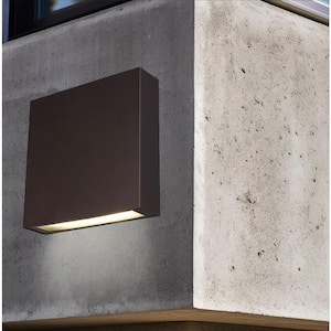 Celestia Bronze Integrated LED Outdoor Wall Light Fixture