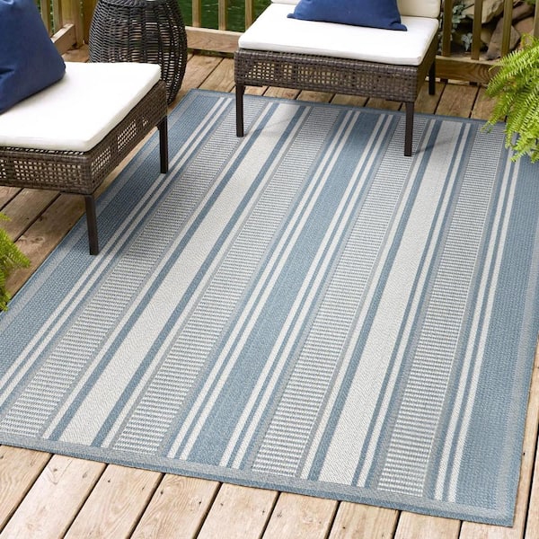 JONATHAN Y Haynes Modern Double Stripe Blue/Light Gray 8 ft. x 10 ft. Indoor/Outdoor Area Rug