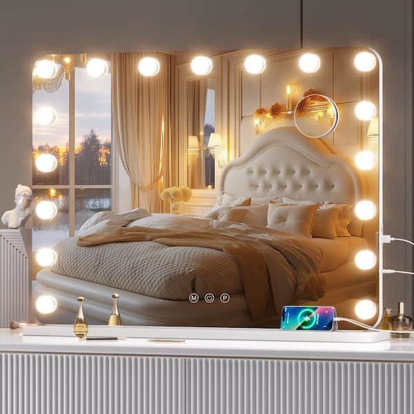 Liv & Skye Gold 24 in. x 36 in. Fleur Applique Arch Glass