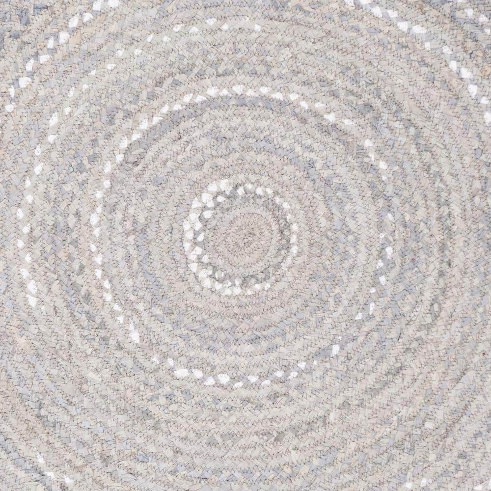 Handwoven Gray Cotton 4' Round Braided Reversible Rug