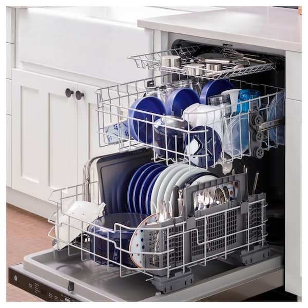GE Appliances 24 Built-In Bar Handle Dishwasher with 50 dBA in Fingerprint  Resistant Stainless Steel