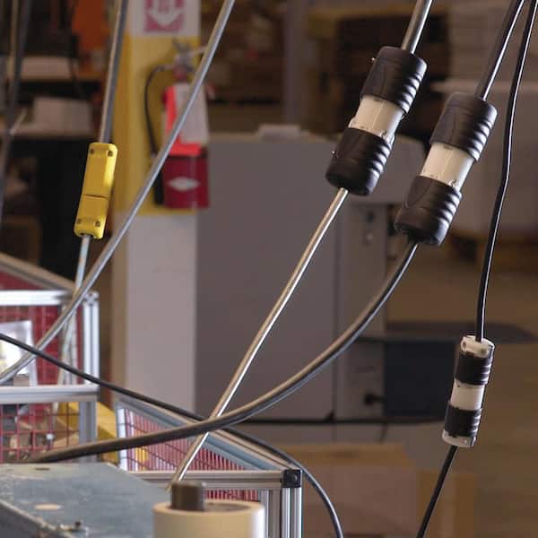 Pass & Seymour MaxGrip M3 20 Amp 250-Volt NEMA 6-20R Straight Blade Connector, Yellow