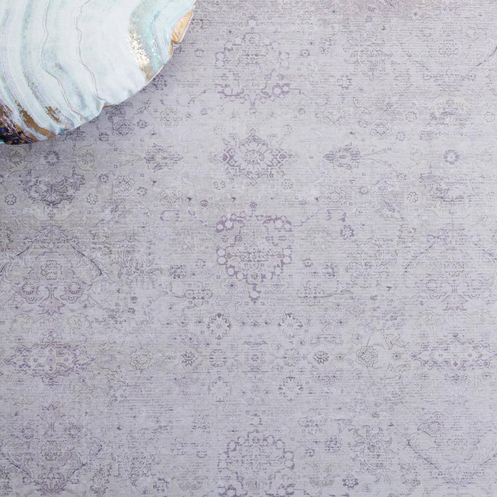 Ivory Elegance 6' x 9' Synthetic Machine Washable Rug