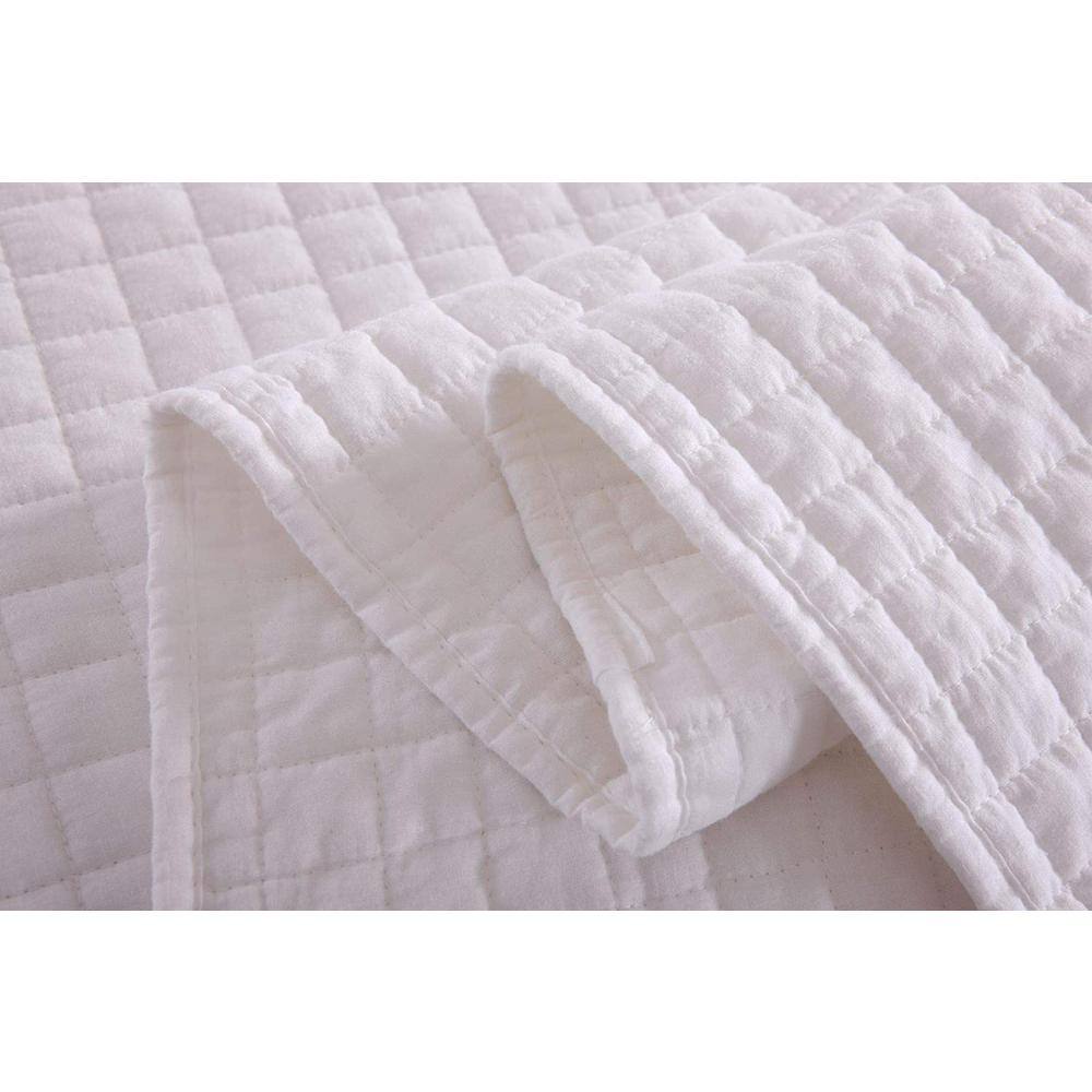 King Size White Cotton Reversible Quilt Set