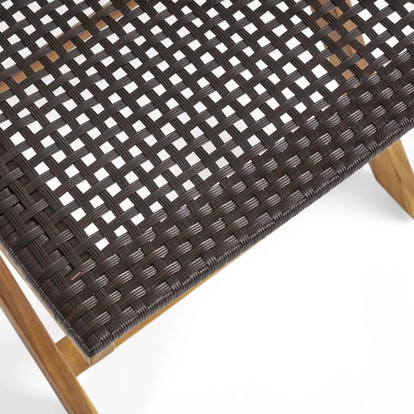 2-Pieces Outdoor Foldable Wood and Wicker Dining Chairs for Garden in Brown