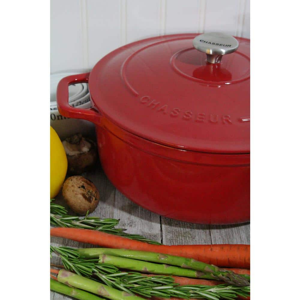 Red Enameled Cast Iron Round Dutch Oven with Stainless Steel Knob