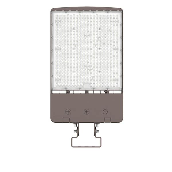 BEYOND LED TECHNOLOGY Area Light 100W-300W 48000 Lumens Adj CCT 3K-5K Beam TypeIII/IV/V 120-347V Bronze IP65 Universal and Yoke Integrated LED