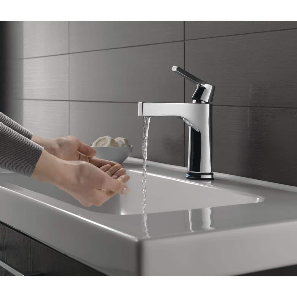 Zura 7 3/4" Chrome Modern Single Hole Faucet with Touch2O Technology