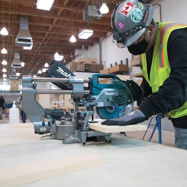 Makita 40V Max XGT Brushless Cordless 8-1/2 in. Dual-Bevel Sliding Compound  Miter Saw, AWS Capable (Tool Only) GSL02Z - The Home Depot