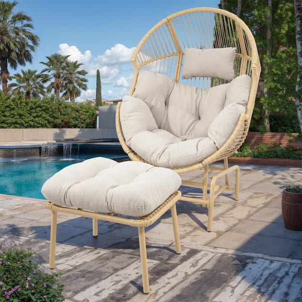 Wicker Outdoor Lounge Chair Papasan Chair with Orange
