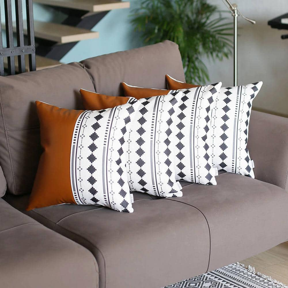 https://images.thdstatic.com/productImages/97f4cc29-52c3-4b5a-b661-54dd363d9493/svn/mike-co-new-york-throw-pillows-50-set4-931-4694-7172-64_1000.jpg