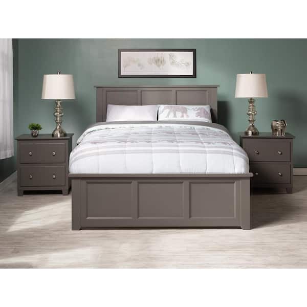 AFI Madison Full Platform Bed with Matching Foot Board with Twin Size Urban Trundle Bed in Grey